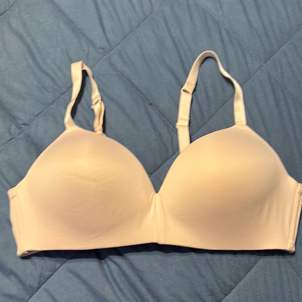 Seamless Cream Bra
